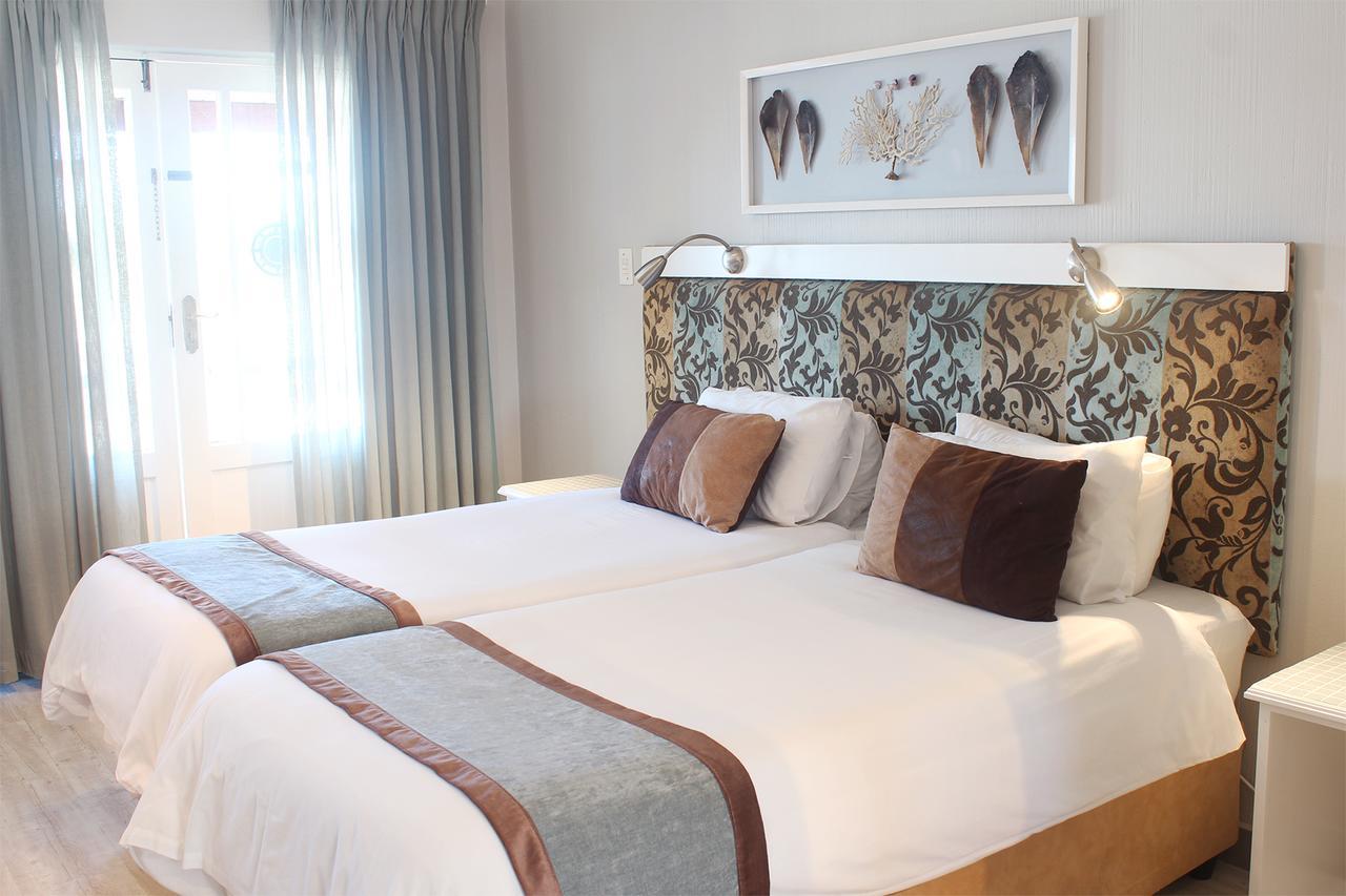 Oceans Hotel & Self Catering Mossel Bay Esterno foto