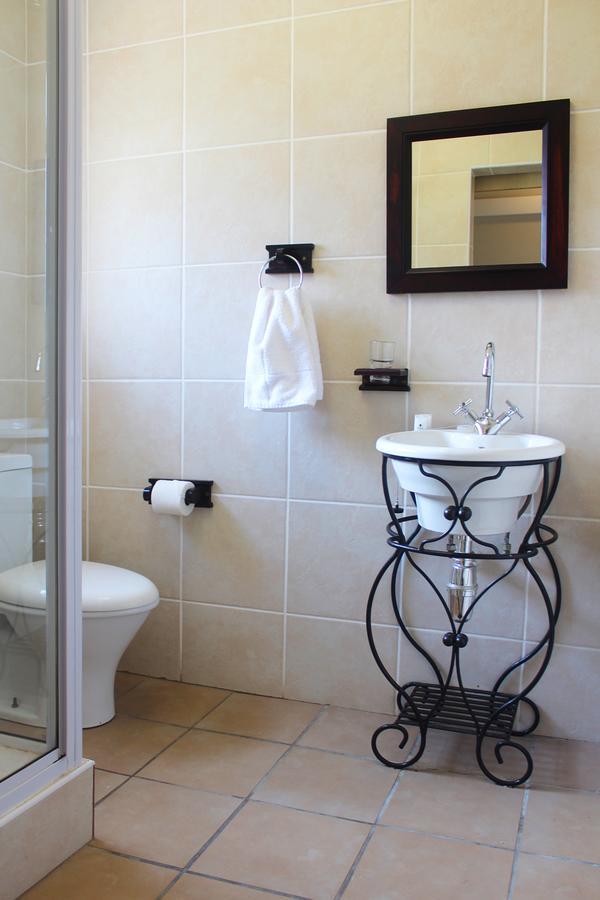 Oceans Hotel & Self Catering Mossel Bay Esterno foto